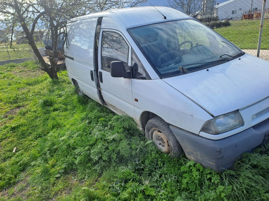 Фиат Скудо 1.9д на части