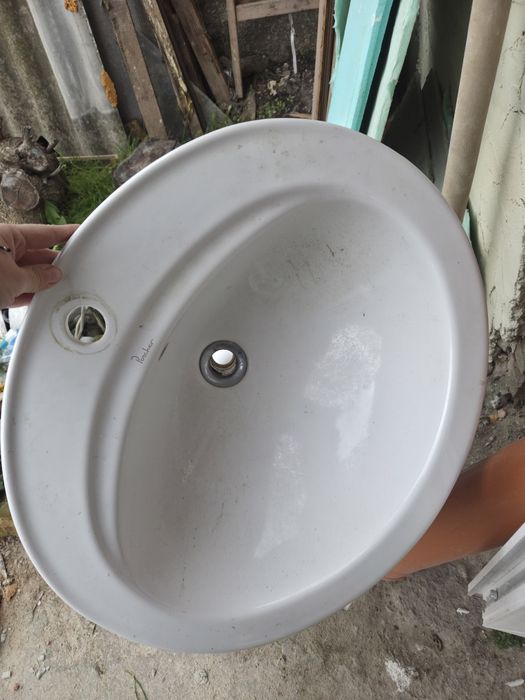 Тоалетна чиния + мивка