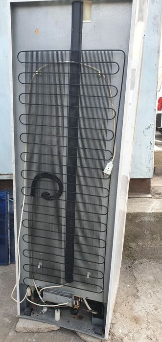 Халадильник витрина