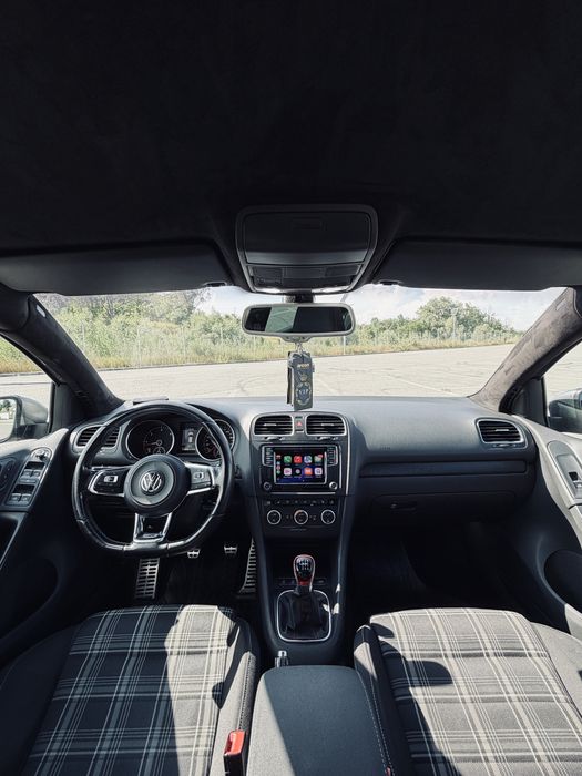 VOLKSWAGEN Golf 2011 — imagine 5