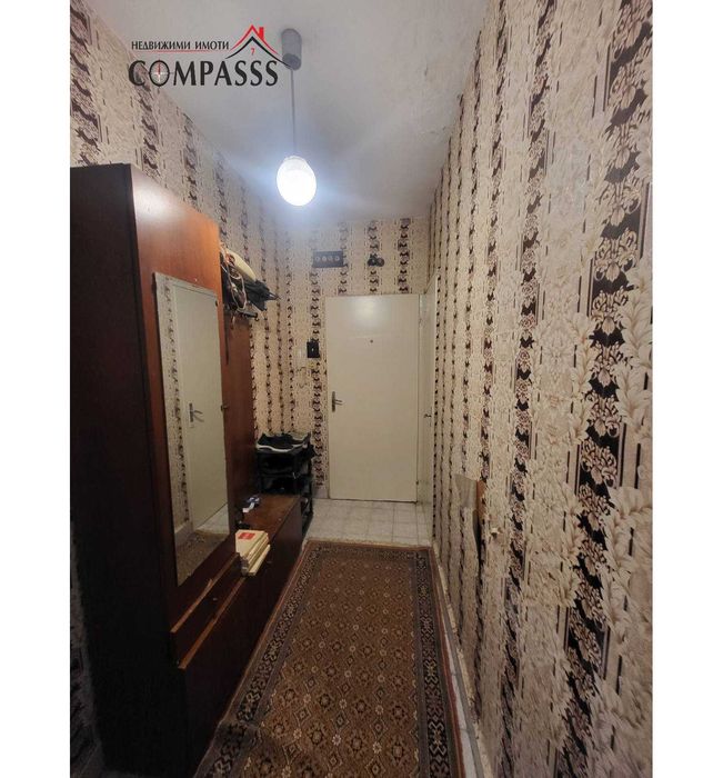 Продава се Двустаен апартамент в Добрич, Център - 77 кв.м за 861 €/кв.м - Снимка #3