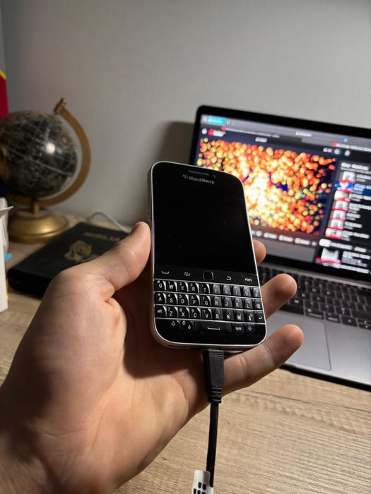 telefon blackberry Q20