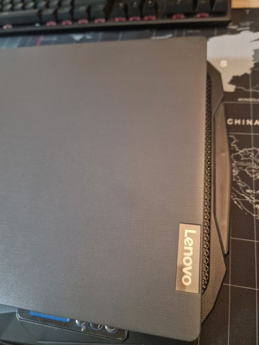 Laptop Lenovo V14 ADA