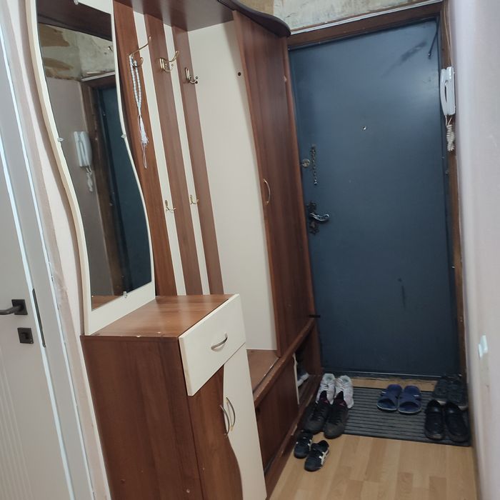 Шкаф для прихожей