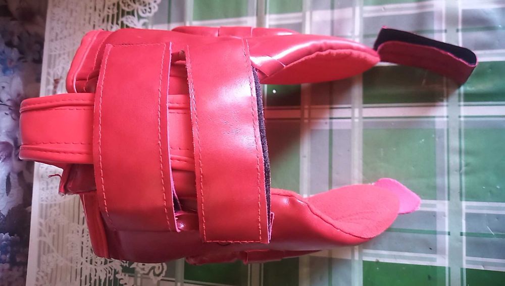 Шлем для единоборств