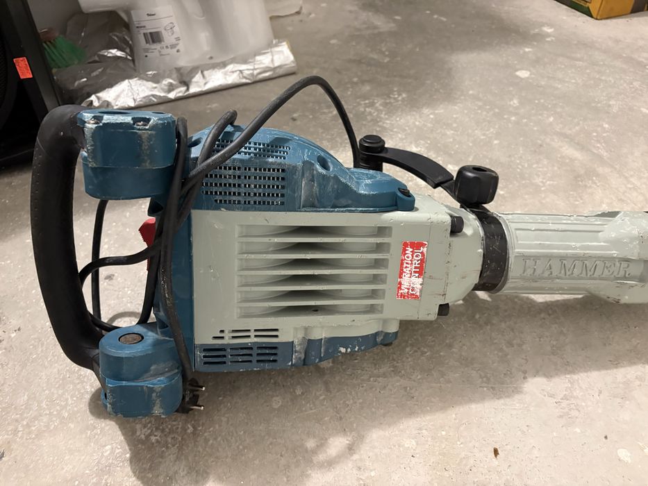 Професионален къртач Bosch 16-30  3800W