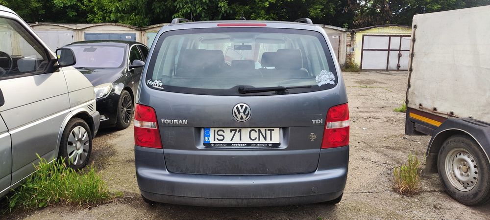 VOLKSWAGEN Touran 2006 — imagine 5