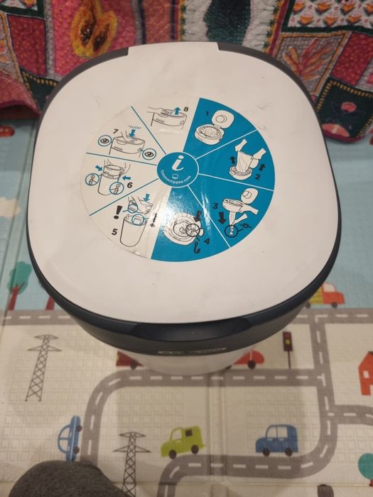 TOMMEE TIPPEE Хигиенен кош за памперси TWIST&CLICK БЯЛ
Меню
Магазини
М