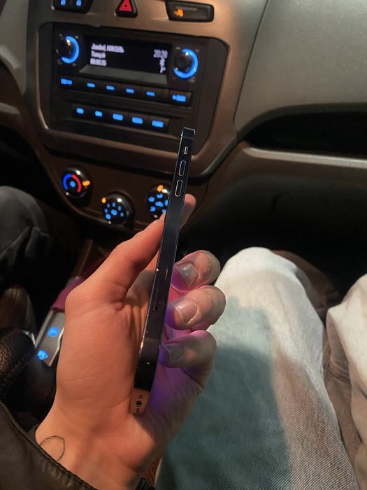 Iphone 12 синий 64gb