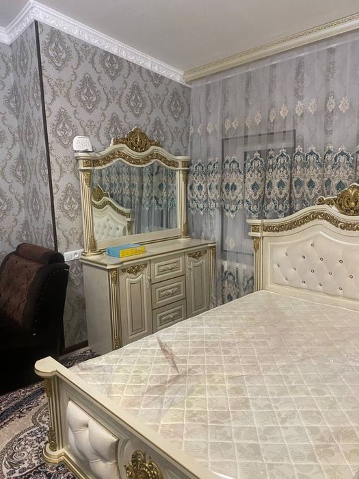 Ижарага квартира фаргона шахар Асака банк олдида