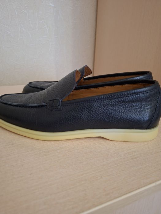 Продам мужские лоферы