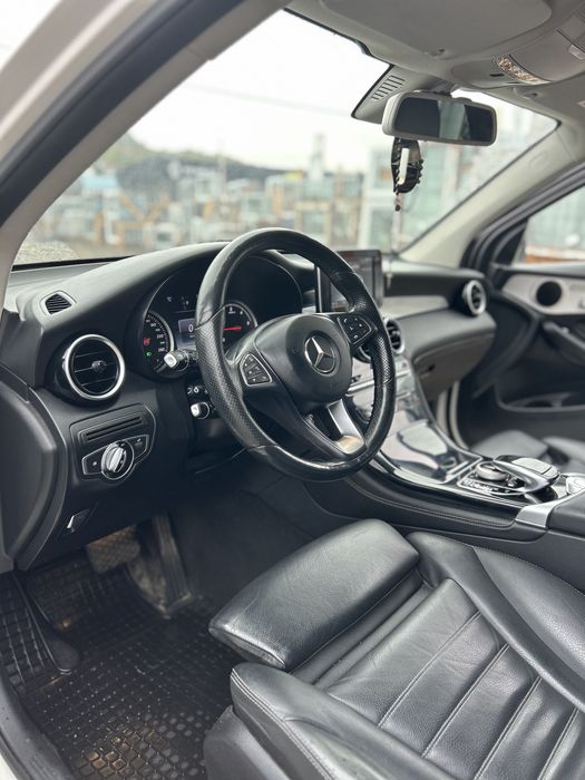 Mercedes Benz GLC220 4Matic