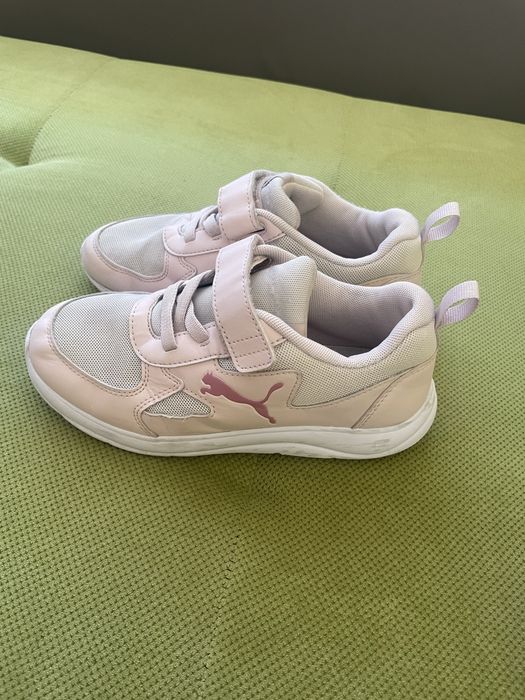 Маратонки за момиче