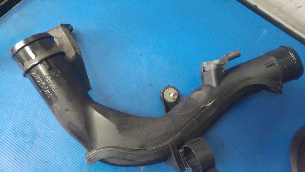 tubulatura  intercooler cu senzor 2.0 tdi cbb audi a3 8p1 tt 8j3 skoda superb 3 vw golf 6 tiguan 5n