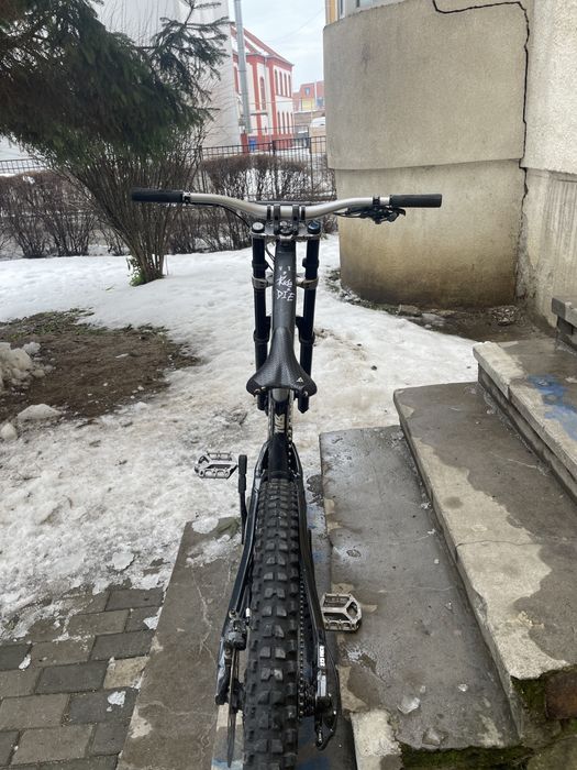 Vand bicicleta yt tues core 2 2023 Custom!!