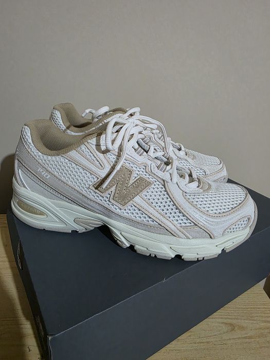 Маратонки New Balance 740