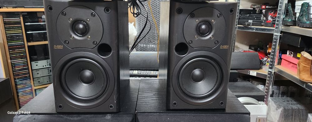 Sistem Grundig cu telecomandă și boxe Onkyo