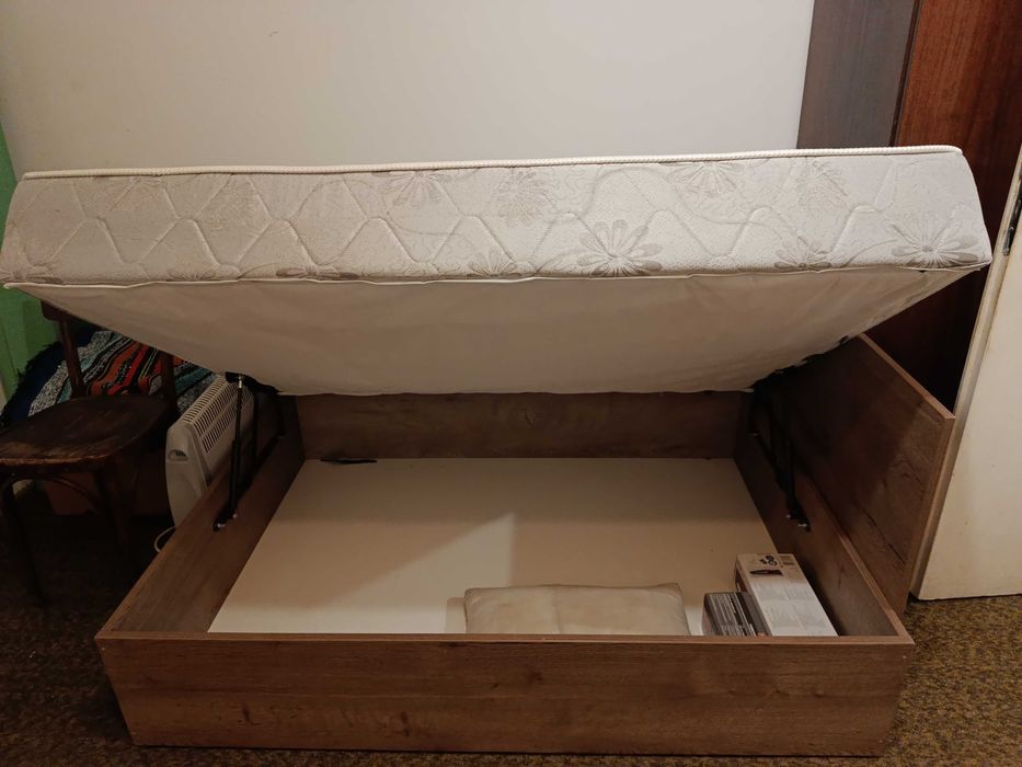 Подарявам малко легло