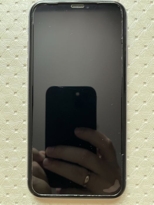 iPhone 11 64Gb в отличном состоянии