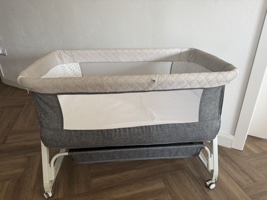 Pătuț Bebe 4 în 1 Pliabil 90x57 cm -  Leagăn, Roți Blocabile, 0-24 Luni