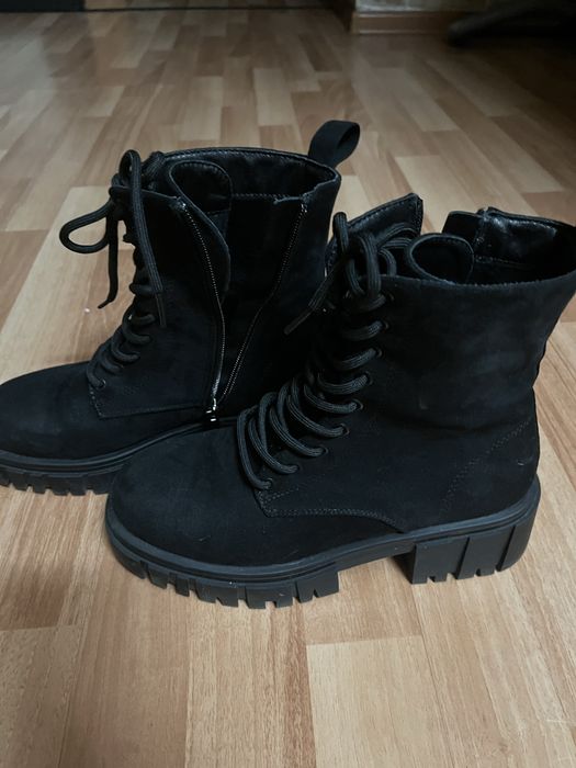 Ботинки Женские