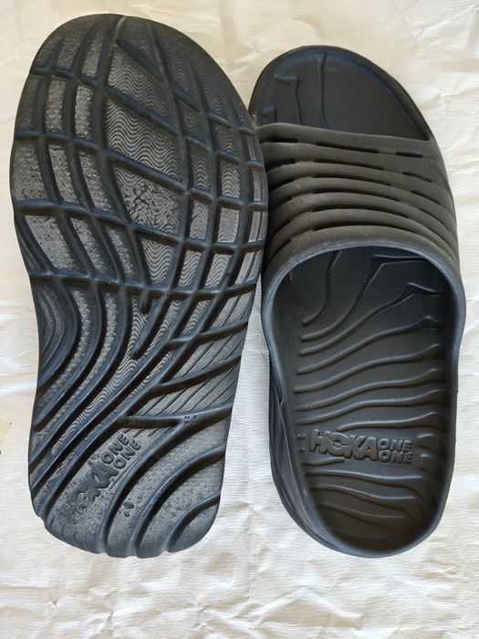 Papuci hoka one one