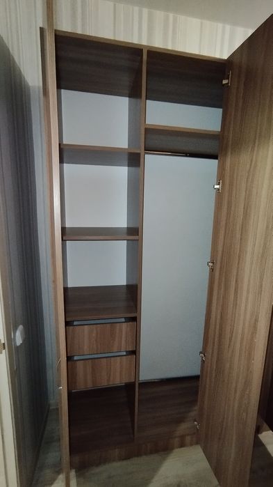 Продается шкаф вещевой