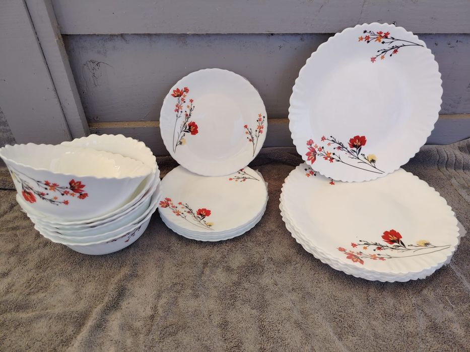 Set farfurii 18 piese