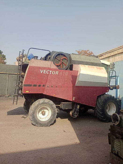 Виктор 410 камбайин сотилади хамма ёґи радной матор очилмаган идиял