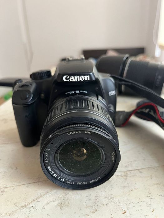 Canon EOS 1000D pachet complet