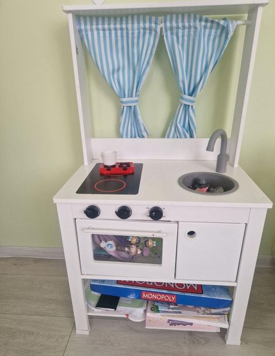 Bucătarie de copii Ikea