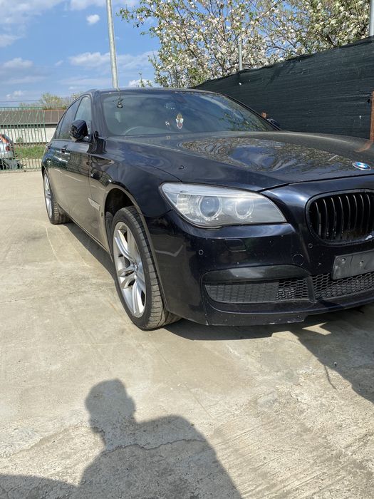 Fuzetă Stânga spate BMW seria 7 F01 2014