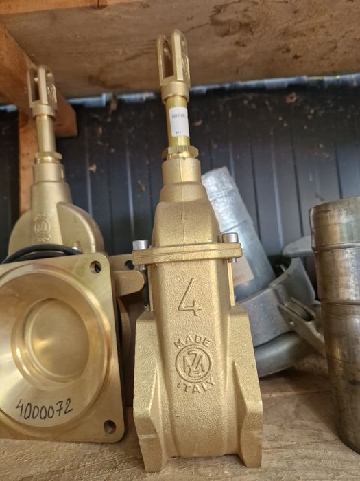 Robinet vidanja robineți vidanja 3.4.5.6.toli cu filete sau flansa imp