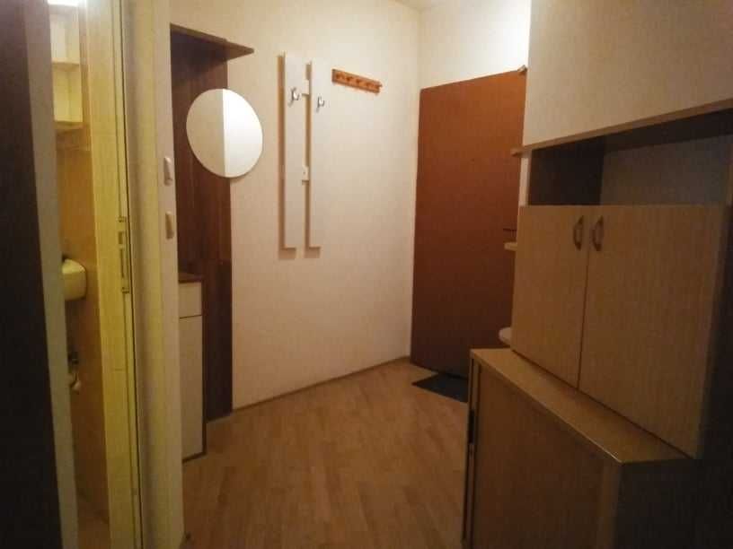 Дава се под наем Двустаен апартамент в Бургас, Възраждане - 55 кв.м за 175 € - Снимка #9