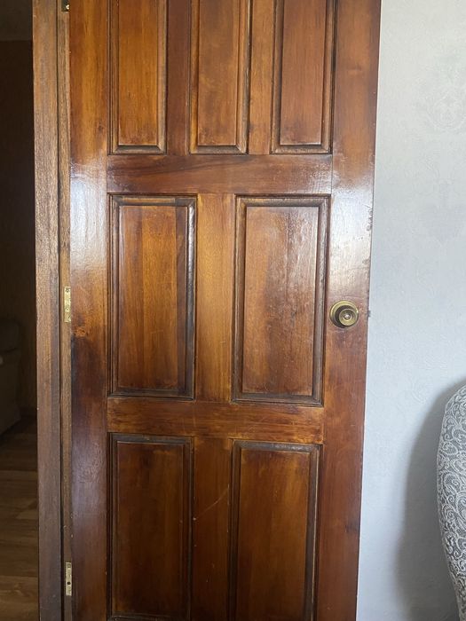 Продам межкомнатные двери