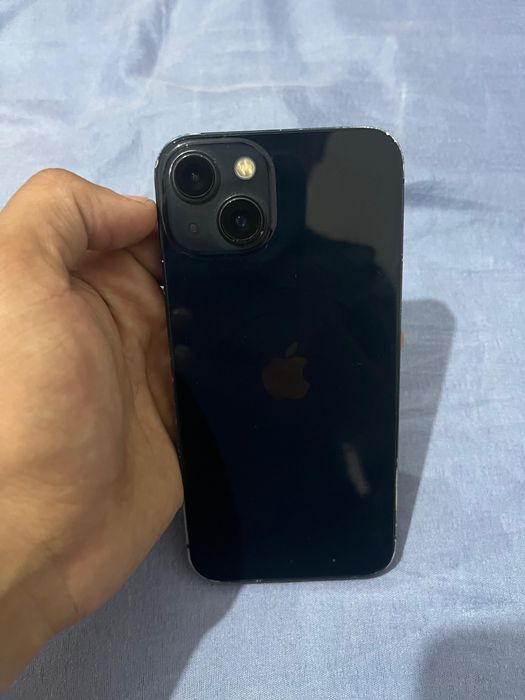 IPhone 13.     128gb