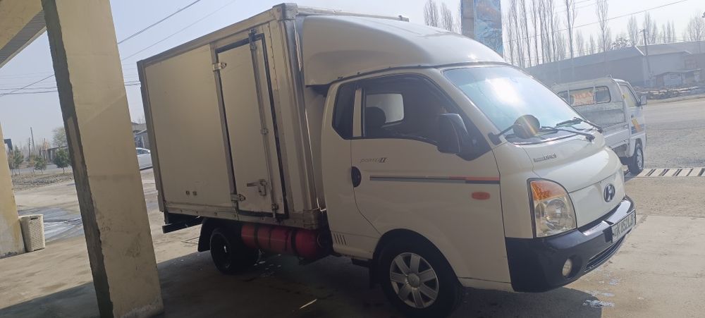 Hyundai porter 2