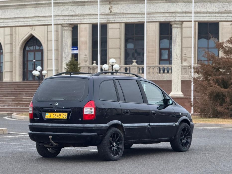Opel zafira 2003
