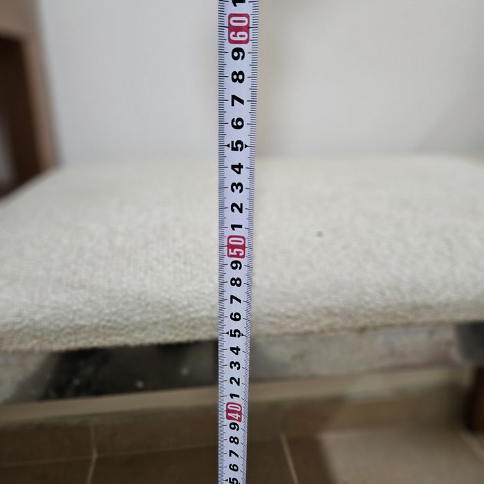 Портманто със седалка