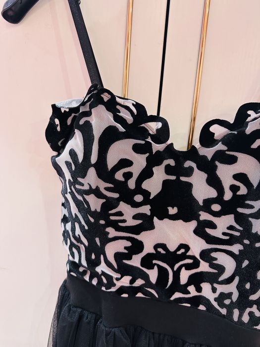 Буклена рокля