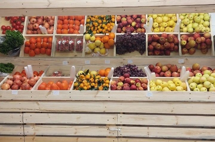 Овощная полка с зеркалом