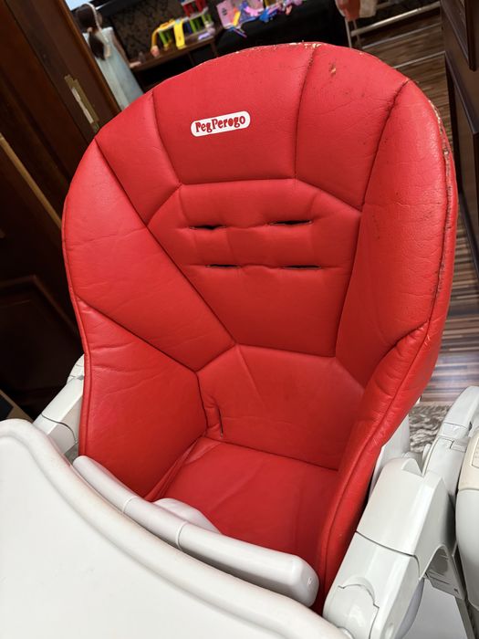 Детский стульчик-качеля для кормления Peg-Perego