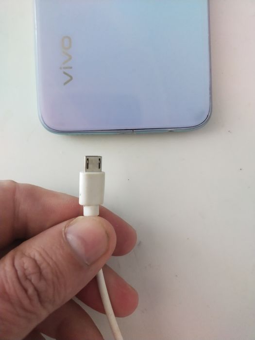 Продам орро Y 17