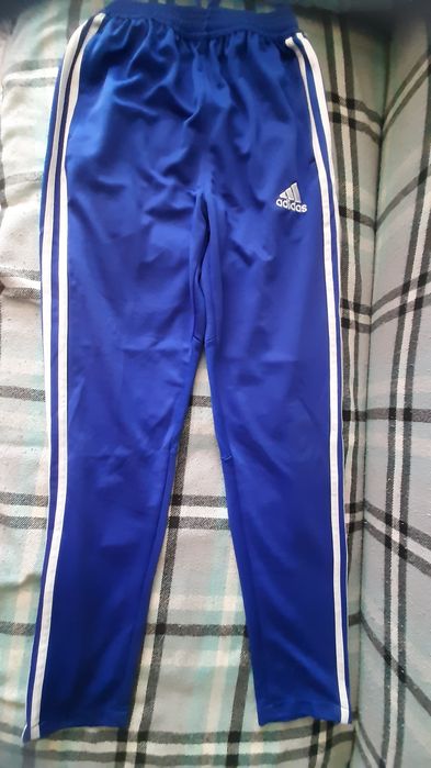 Спортивное трико