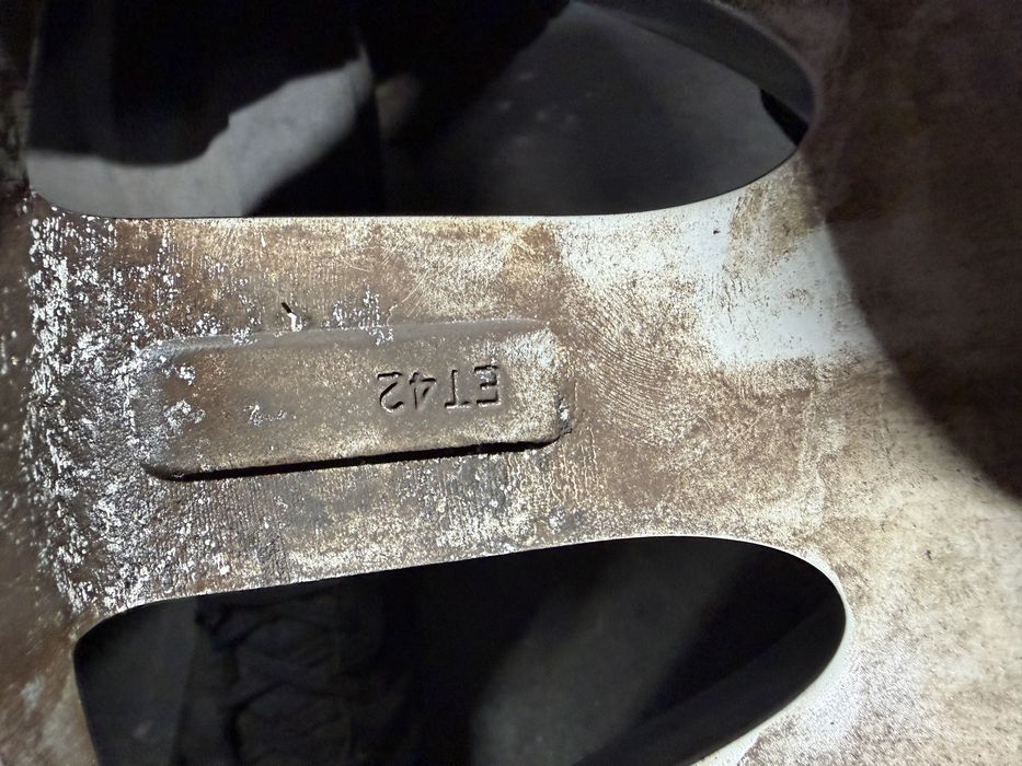 Anvelope, jante Mercedes 2 seturi 225 55 R16 si 245 40 R 18 de iarna