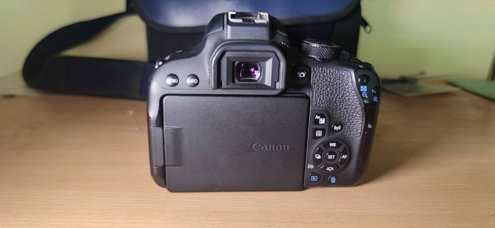 CANON 800D Komplekt