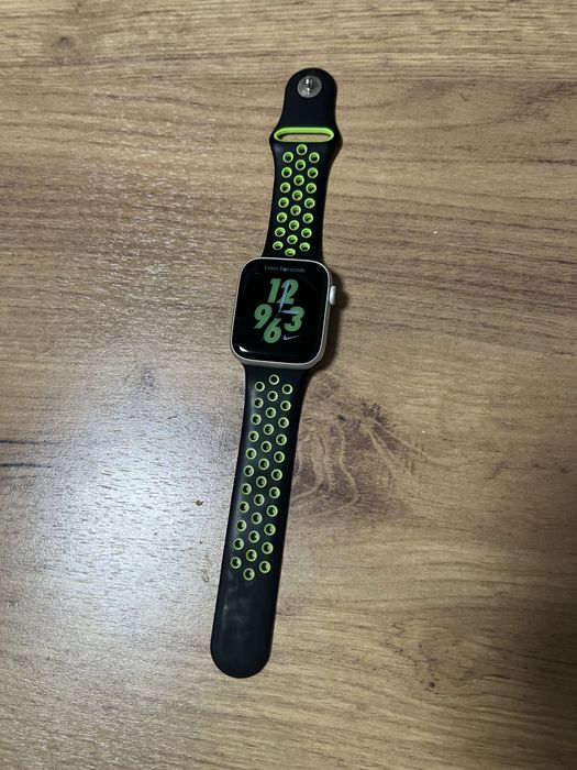 Apple watch series 5 44mm