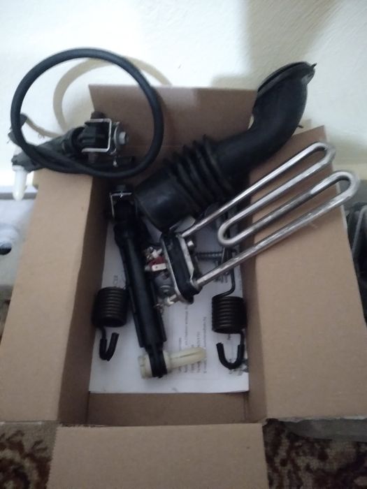 Пералня Hotpoint Ariston - части