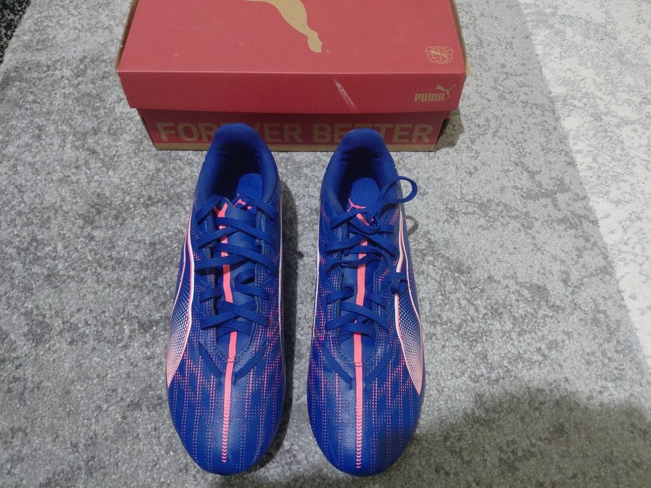 Ghete de fotbal puma cu crampoane