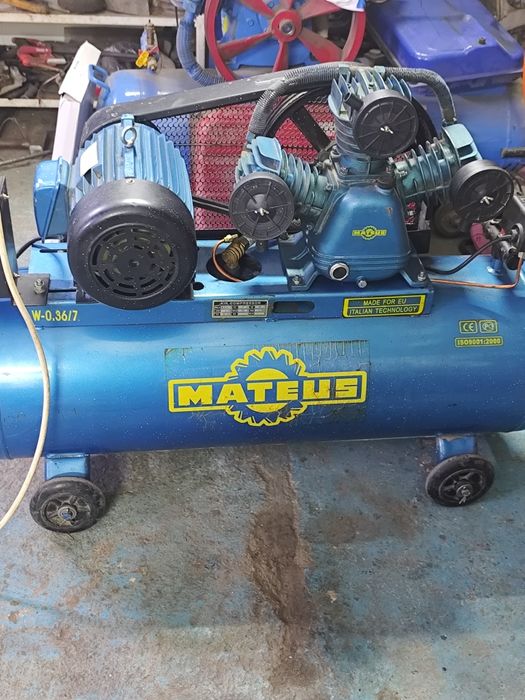 Продам компрессор